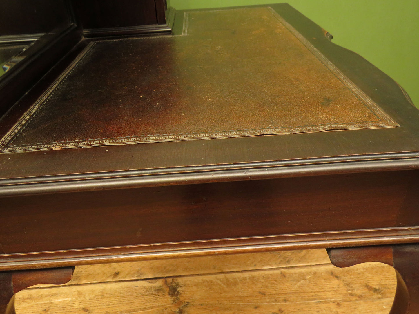 Antique writing table desk ladies Bonheur du Jour dressing table