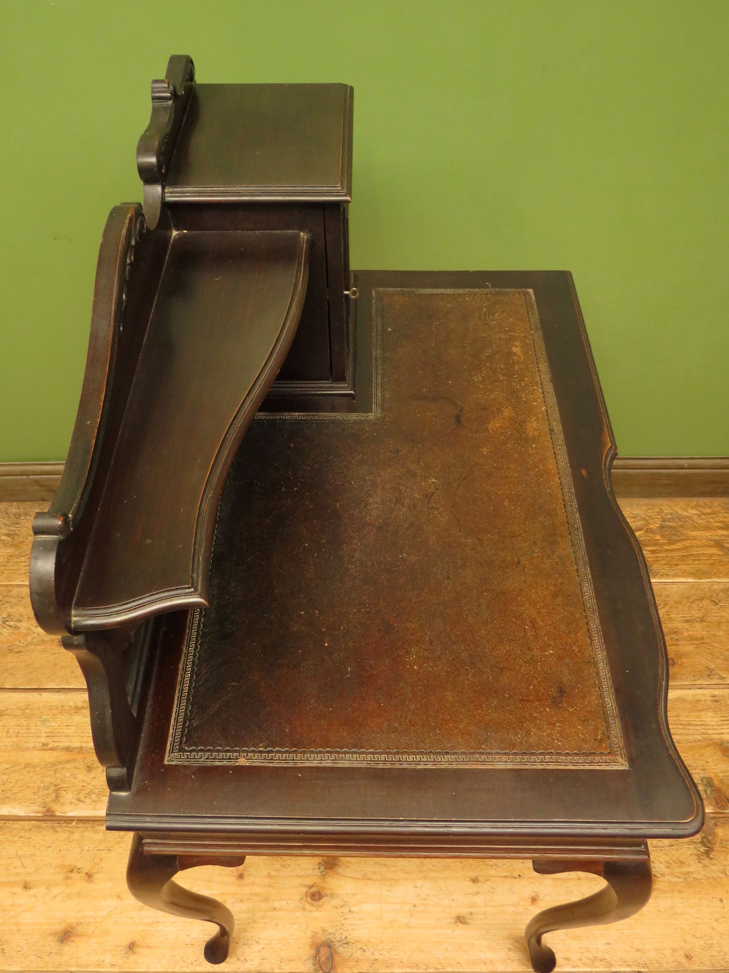 Antique writing table desk ladies Bonheur du Jour dressing table