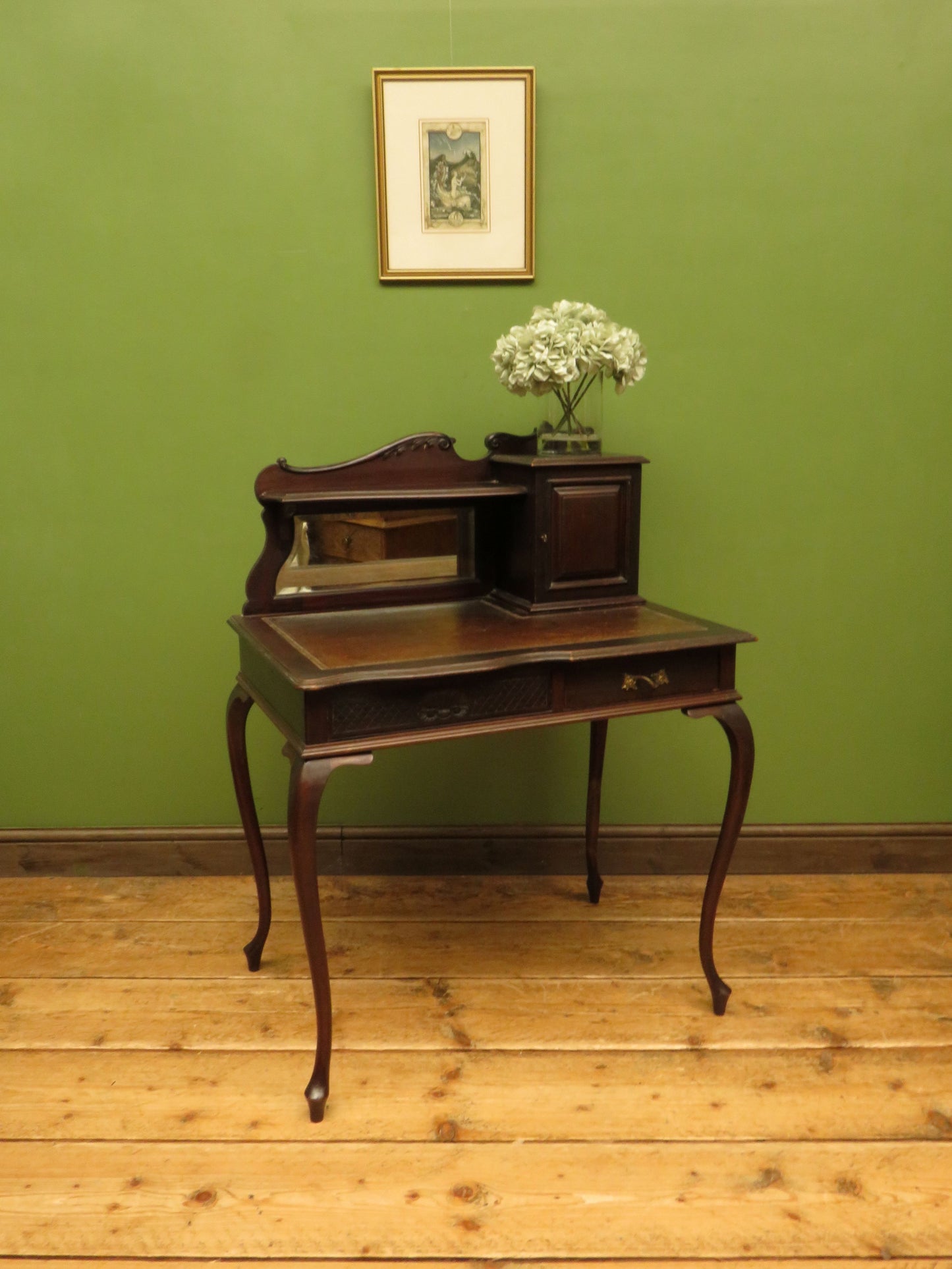 Antique writing table desk ladies Bonheur du Jour dressing table
