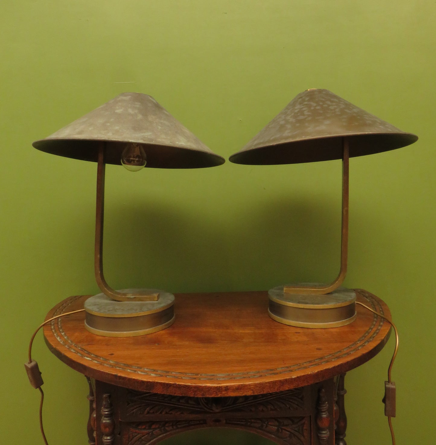 Pair of vintage Bauhaus Industrial style table lamps with conical metal shades