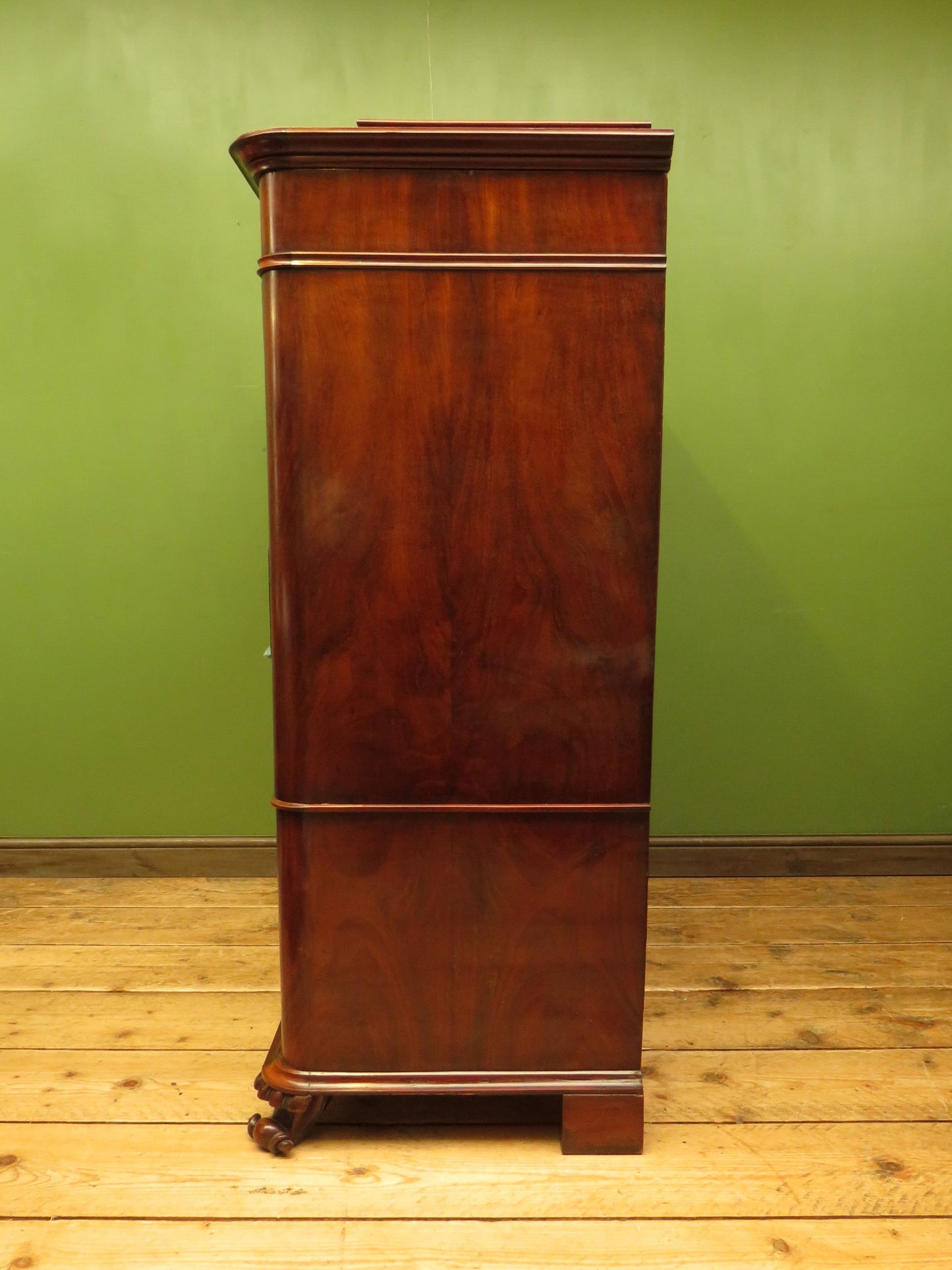 Biedermeier Semainier Chest of Seven Drawers