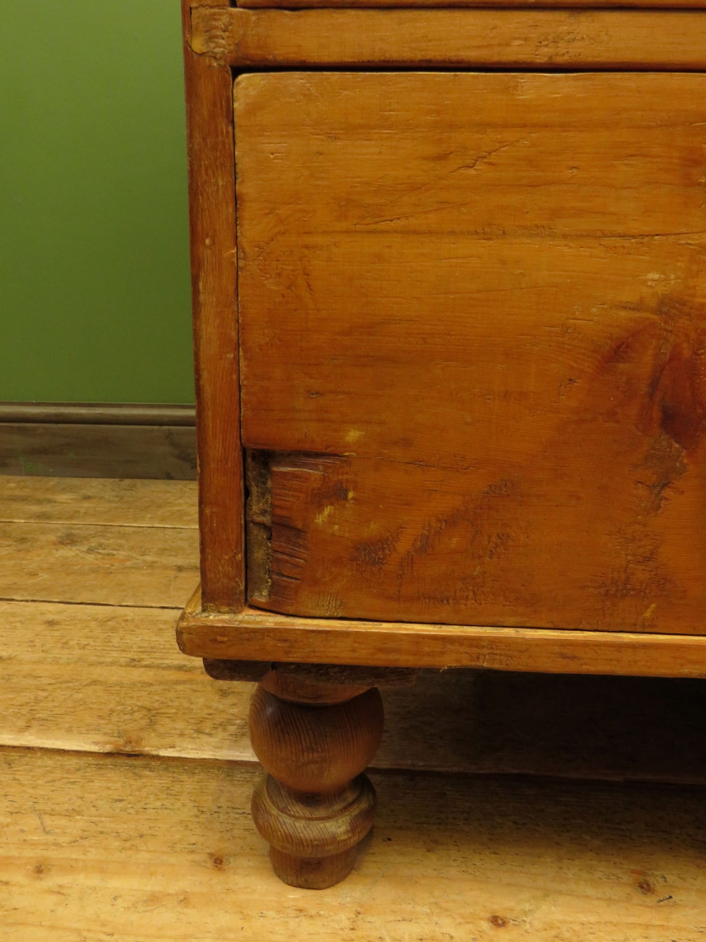 Victorian Farmhouse Pine Chest of Drawers