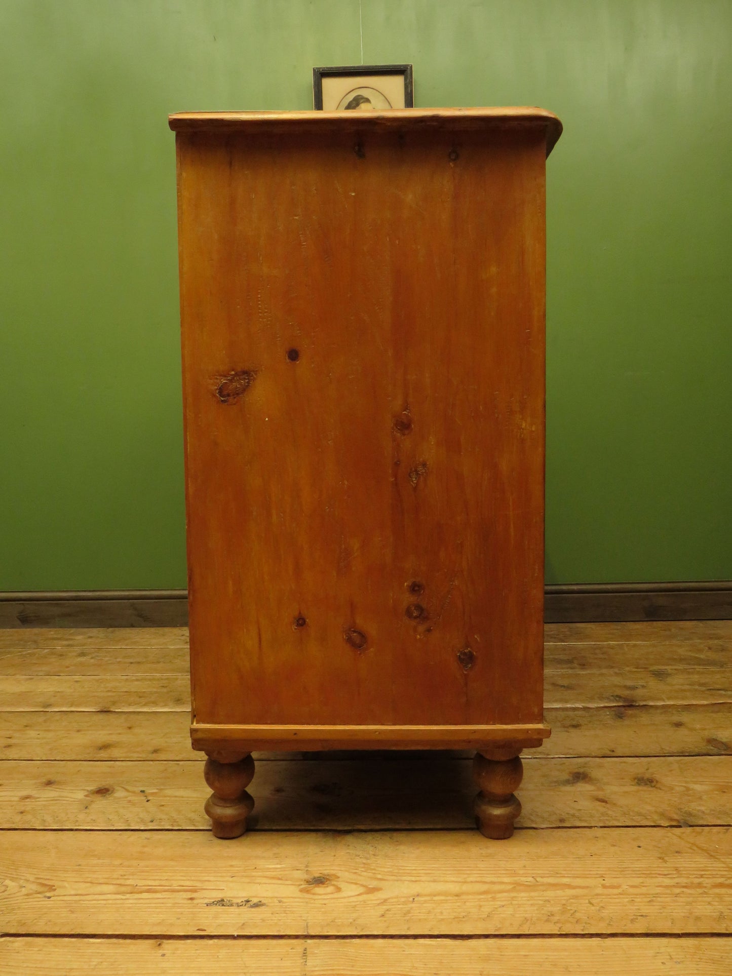 Victorian Farmhouse Pine Chest of Drawers