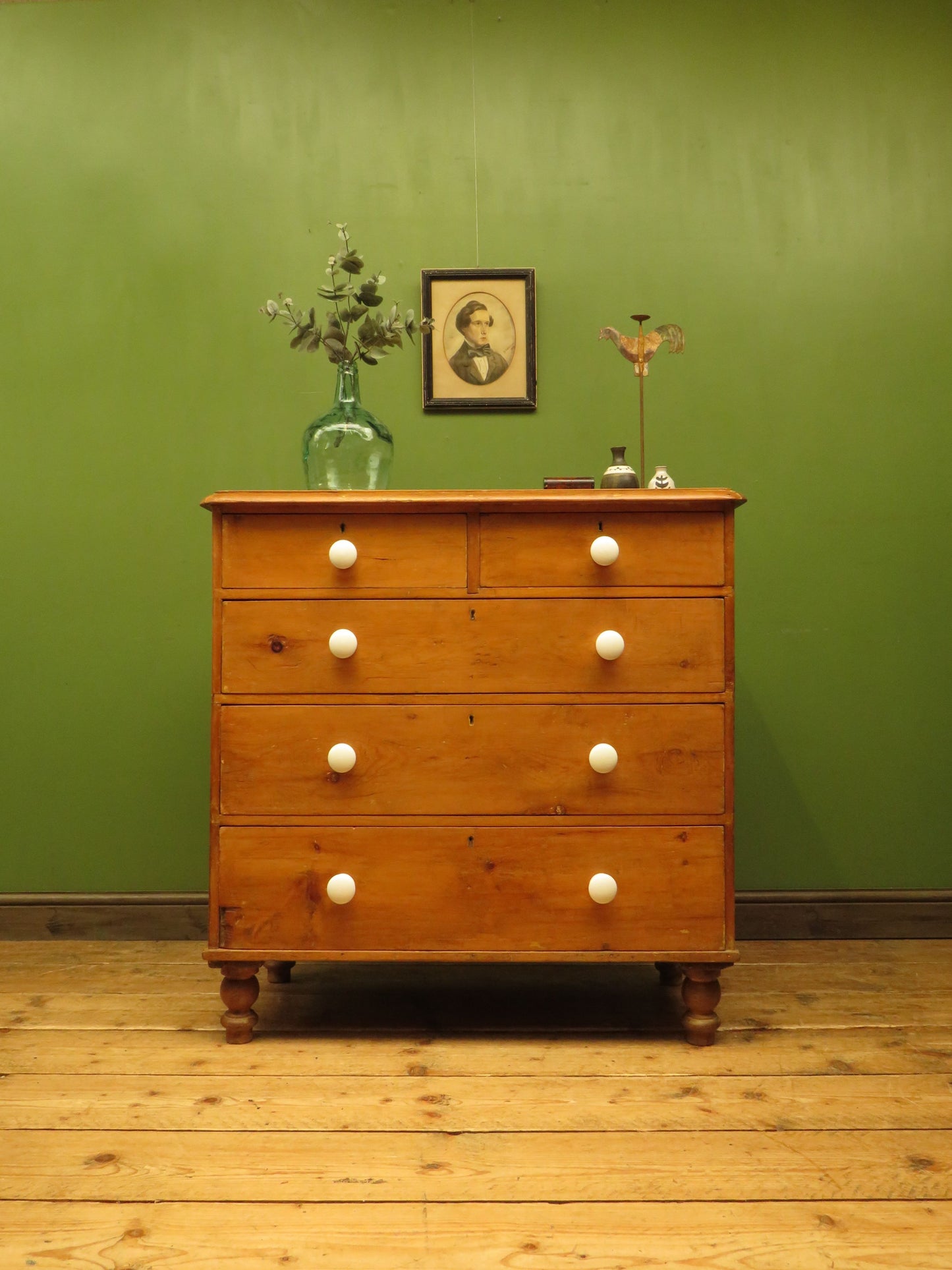 Victorian Farmhouse Pine Chest of Drawers