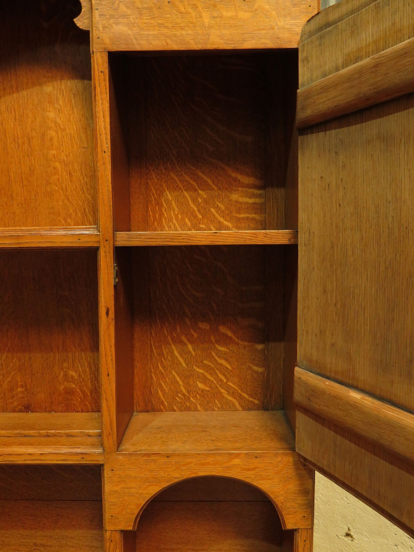 Substantial Arts & Crafts Golden Oak Dresser in two parts