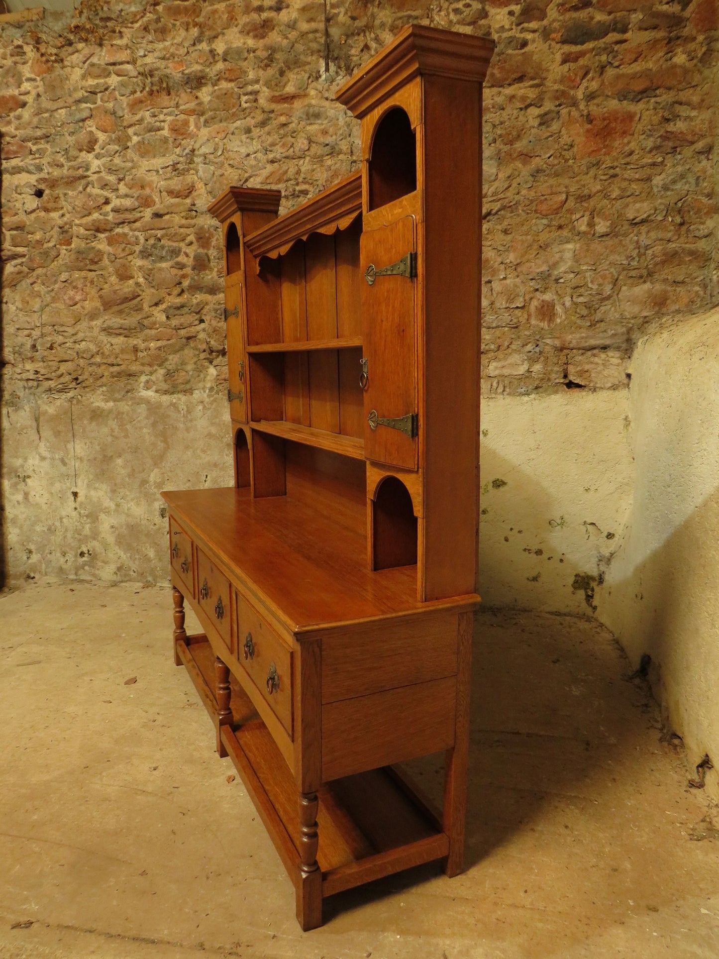 Substantial Arts & Crafts Golden Oak Dresser in two parts