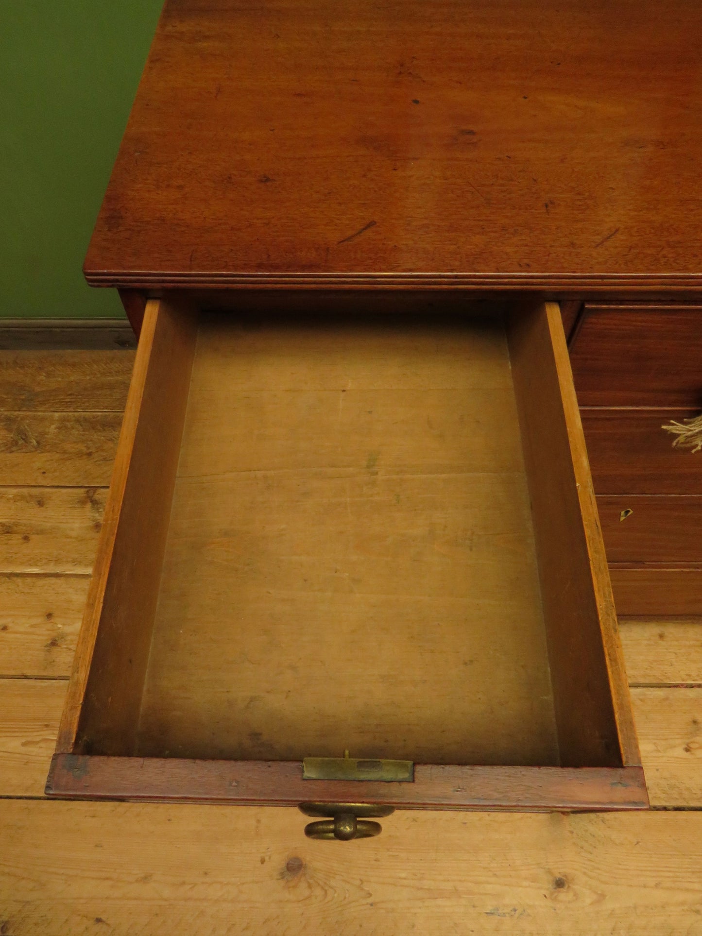 Imposing Georgian Chest of Drawers