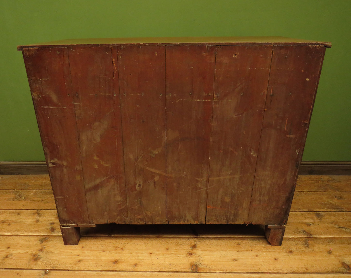 Imposing Georgian Chest of Drawers