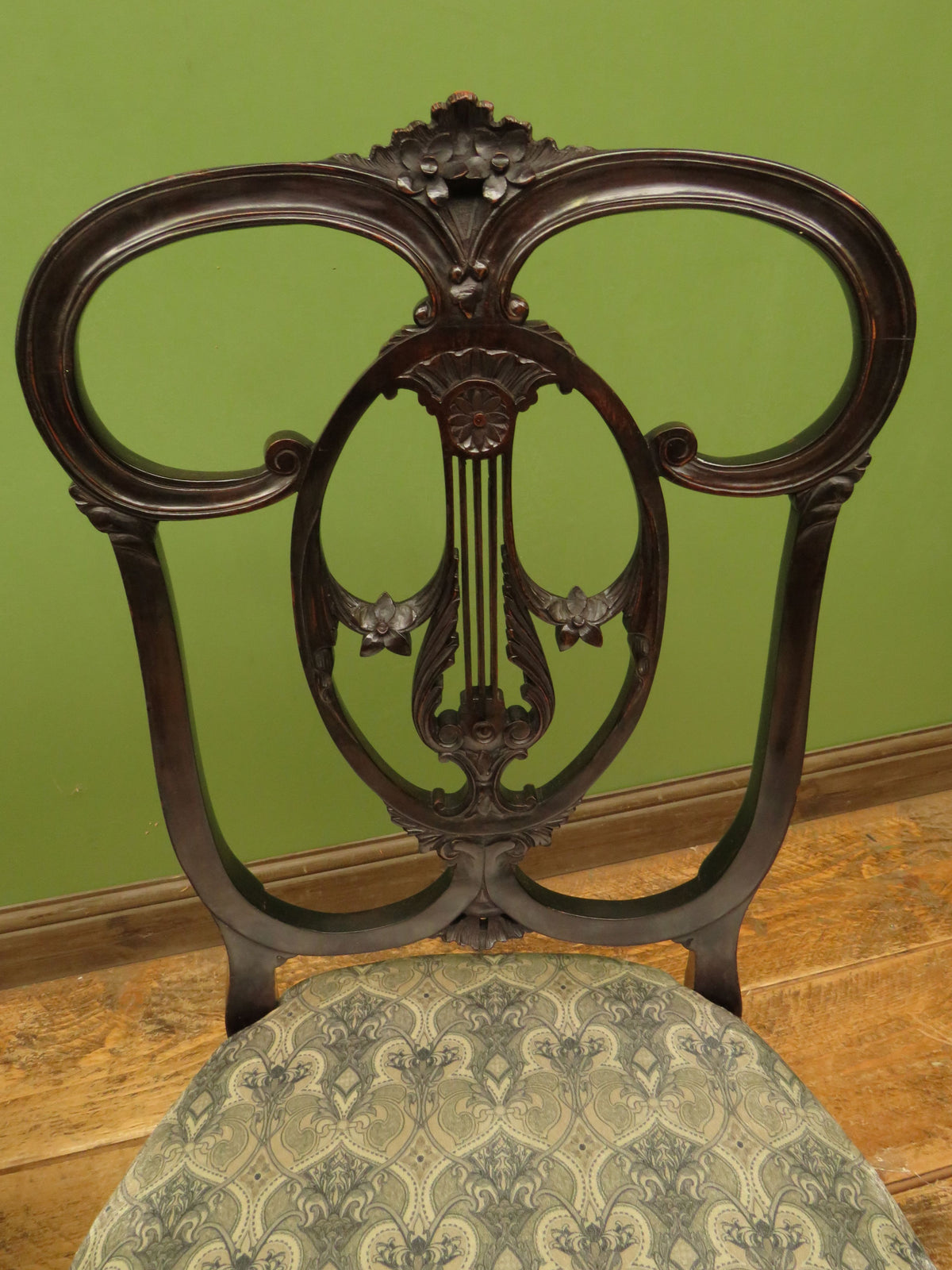 Aesthetic Movement chairs in 'Queen Of The Night' by Laurence Lewellyn-Bowen