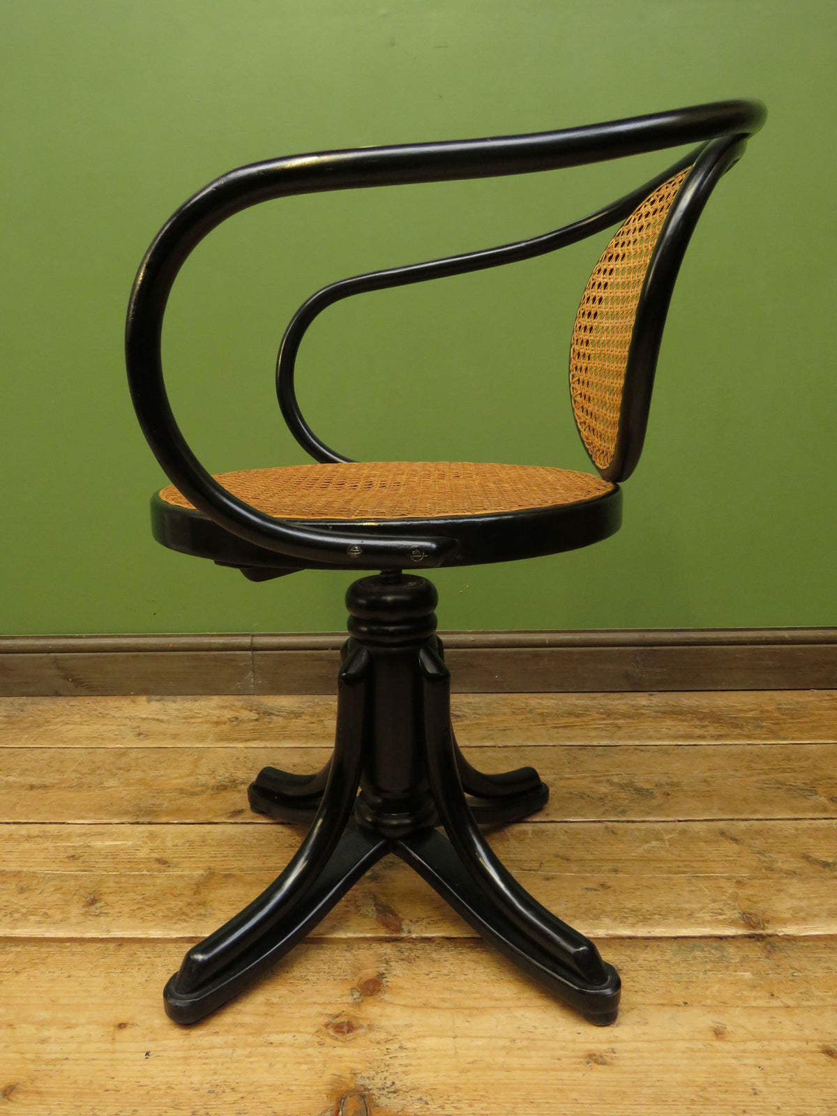 Thonet Bentwood Swivel Office Chair 5501 by ZPM Radomsko Furniture