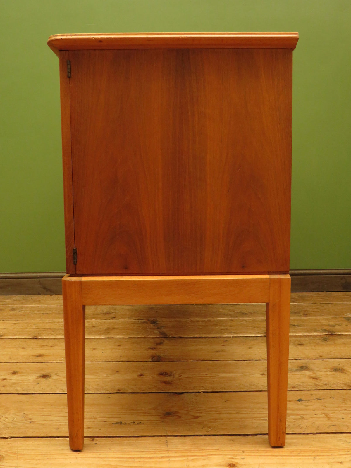 Gordon Russell Sideboard Mid Century Modern Walnut Cabinet
