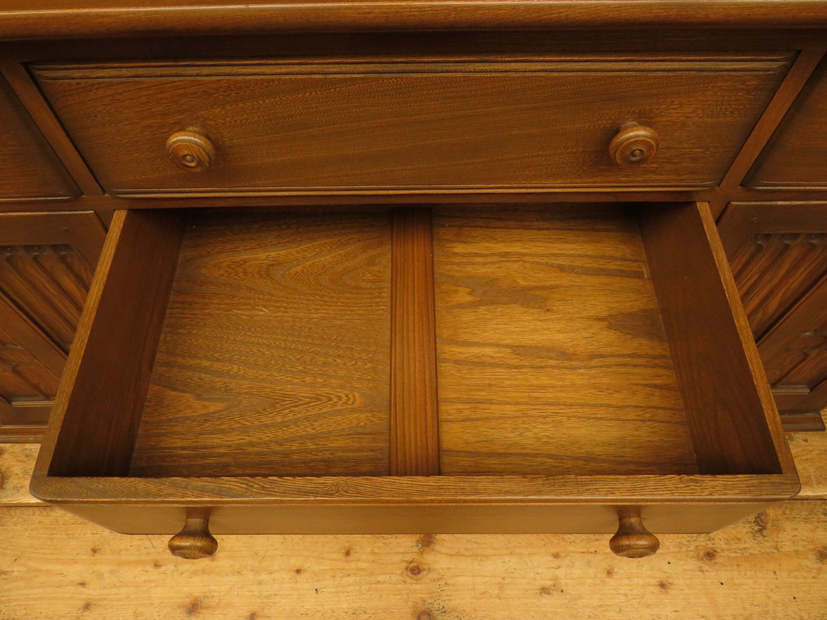 Ercol Welsh Dresser Farmhouse Cabinet Display Storage Cupboard