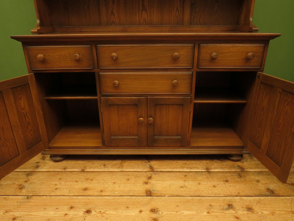 Ercol Welsh Dresser Farmhouse Cabinet Display Storage Cupboard