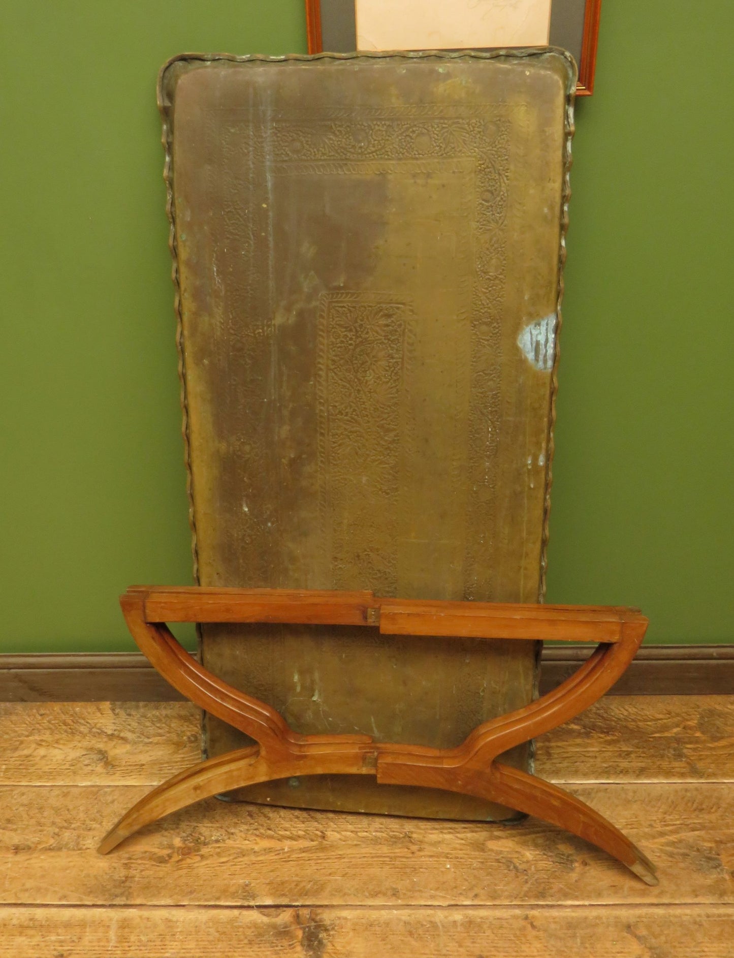Large Boho 1960s Vintage North Indian Brass Tray Table on Folding Wooden Base